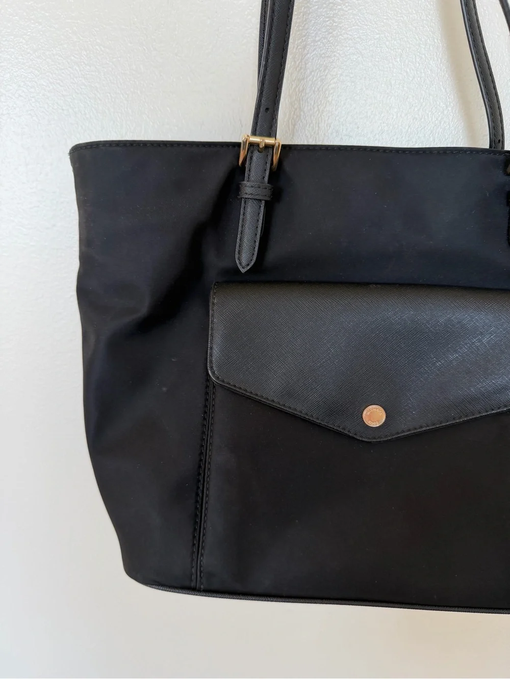 MICHAEL MICHAEL KORS Large Jet Set  Black Leather Snap Pocket Nylon Tote Bag